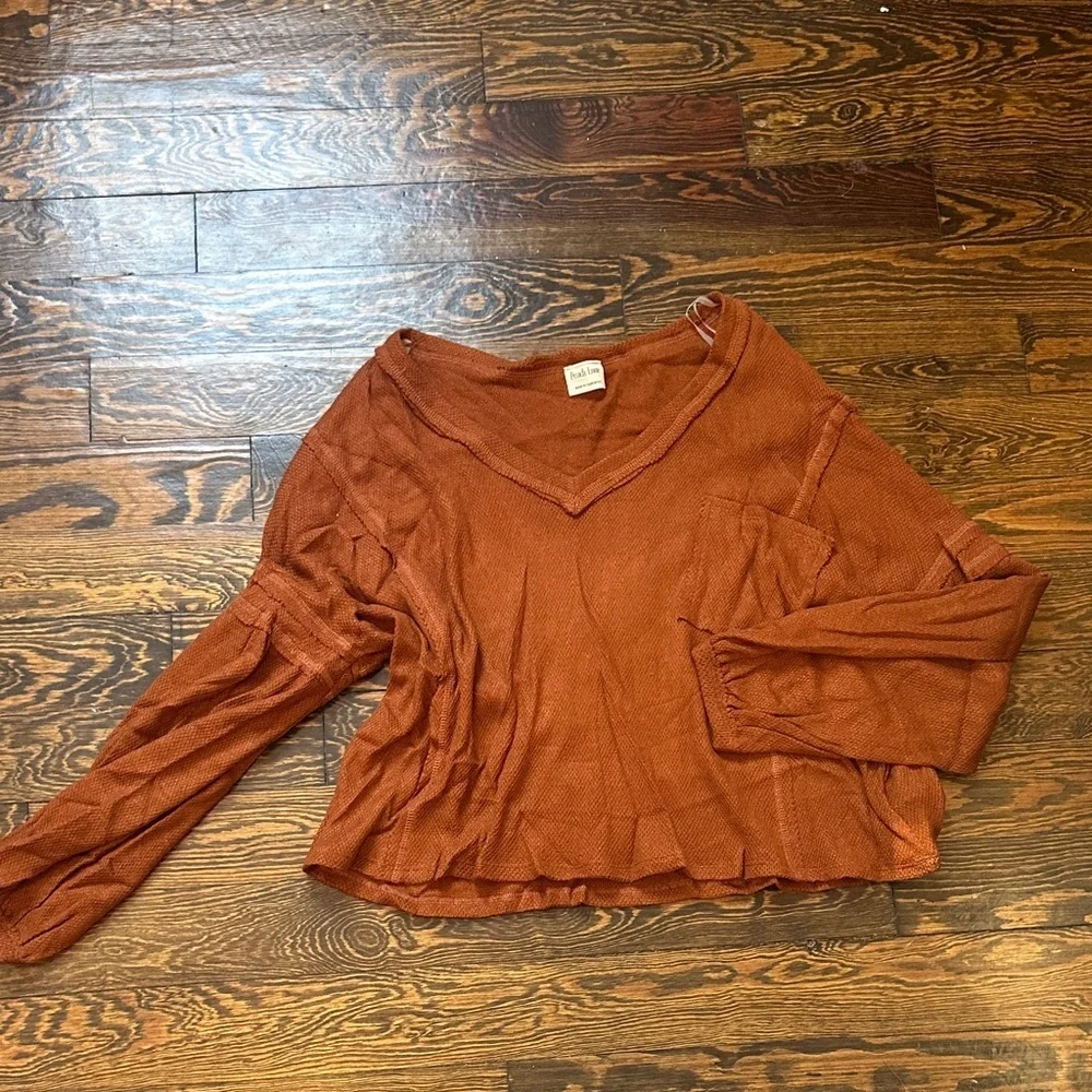Women's Rust V-Neck Top NWOT